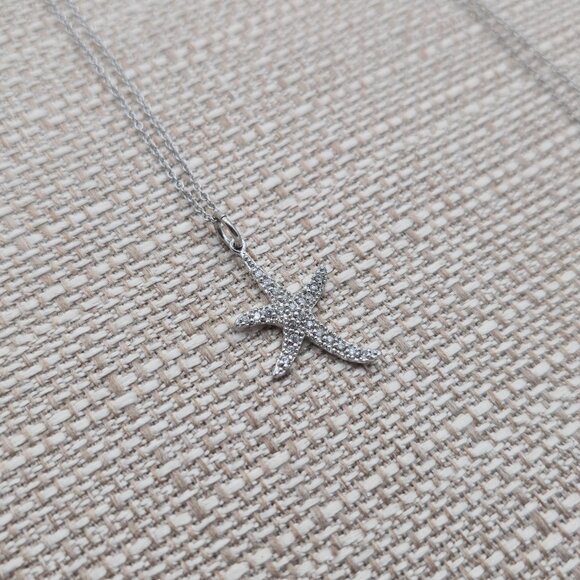 20 Inches Sterling Silver Cubic Zirconia Gem Starfish Necklace A4219 - Picture 3 of 8